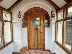 Porch- click for photo gallery